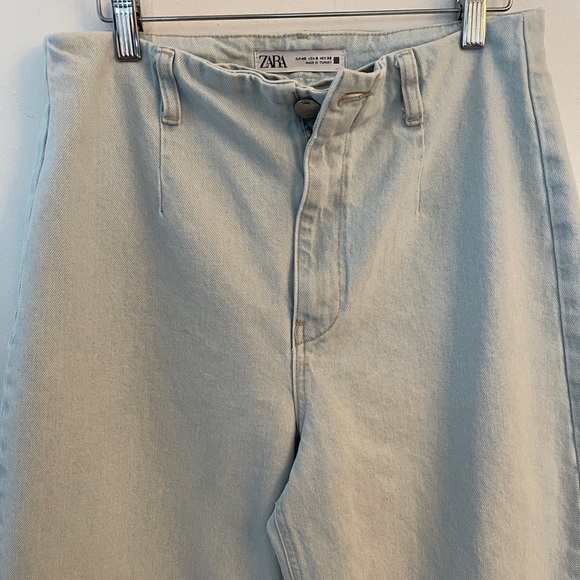 ZARA Light wash belted high rise cropped wide leg jeans size US 8 - Picture 5 of 6